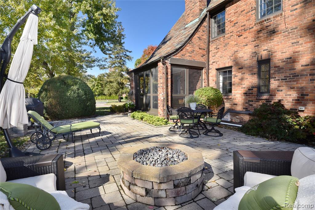32470 Norchester Street, Beverly Hills, MI 48025 — Photo 36