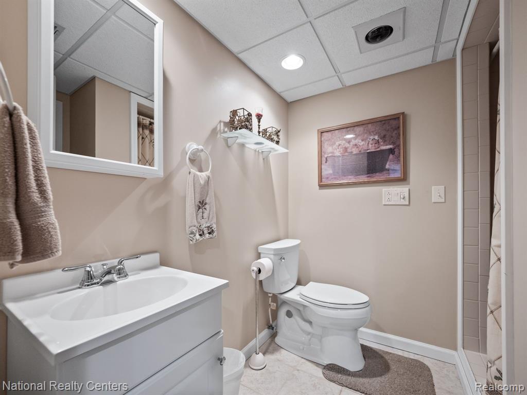 391 MCINTOSH, Almont, MI 48003 — Photo 39