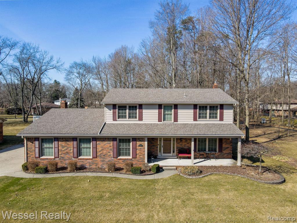 47829 BEN FRANKLIN Drive, Shelby Twp, MI 48315 — Photo 39