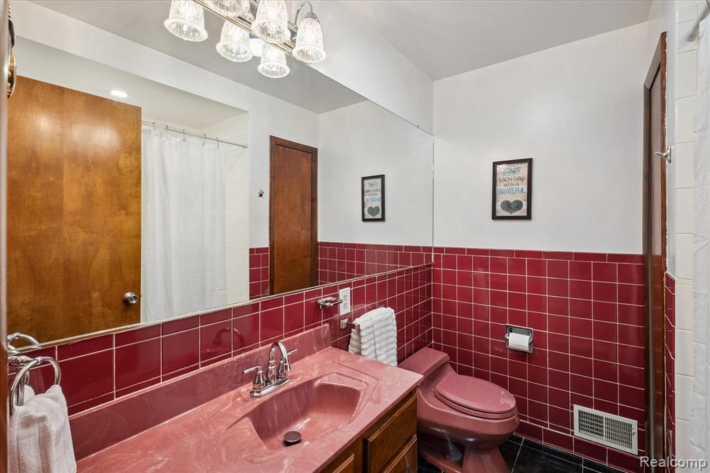 49816 W Huron River Drive, Belleville, MI 48111 — Photo 25