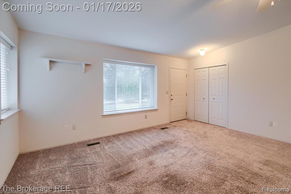 9443 Forestview Circle, Grand Blanc, MI 48439 — Photo 8