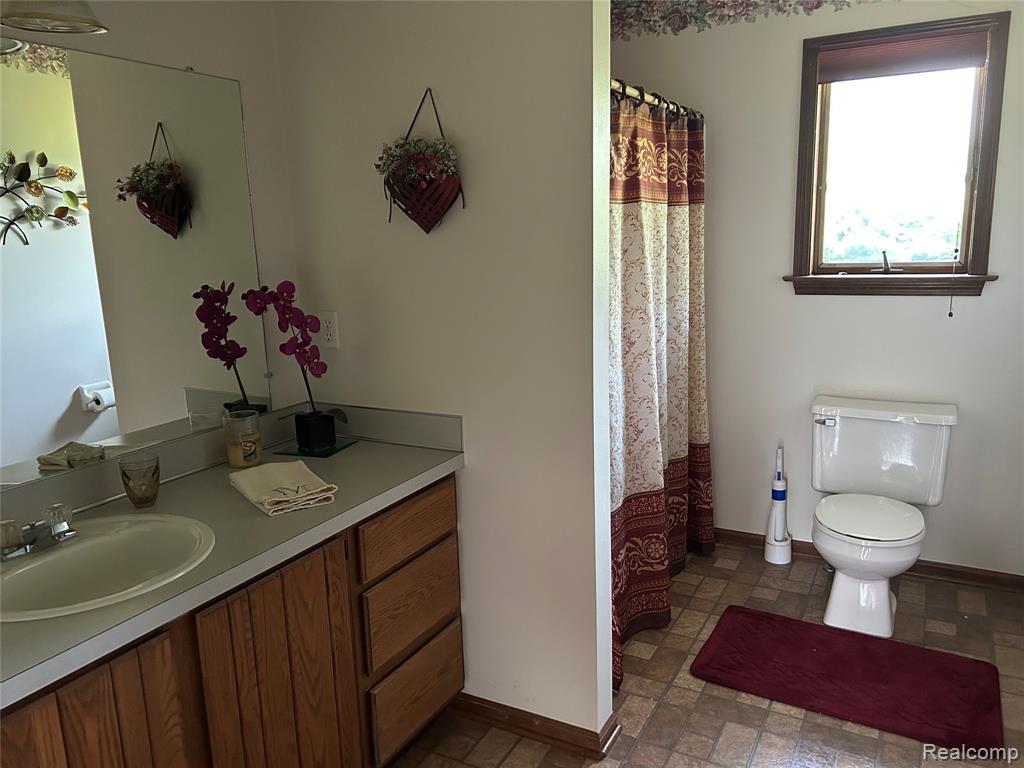 4420 Five Lakes Road, North Branch, MI 48461 — Photo 16