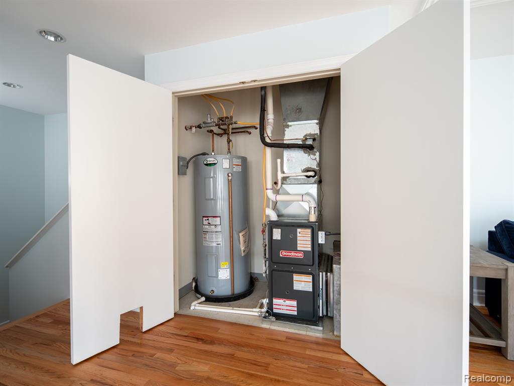 164 Ashley Mews Drive, 47, Ann Arbor, MI 48104 — Photo 18
