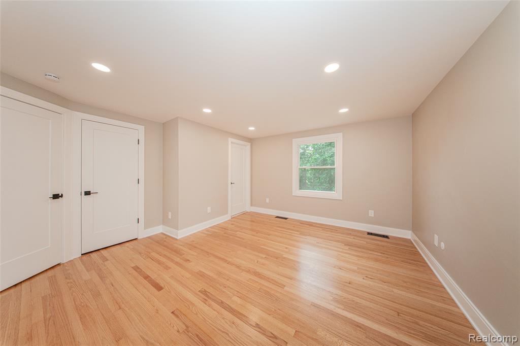 21993 Riverview Drive, Beverly Hills, MI 48025 — Photo 89