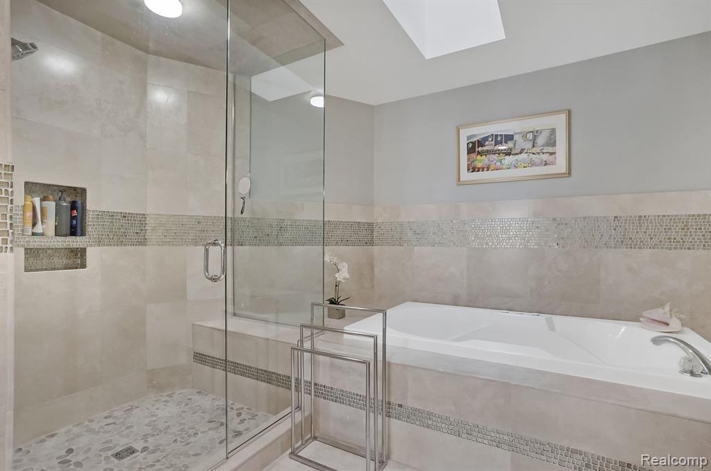 14922 STONEY BROOK Drive W, Shelby, MI 48315 — Photo 30