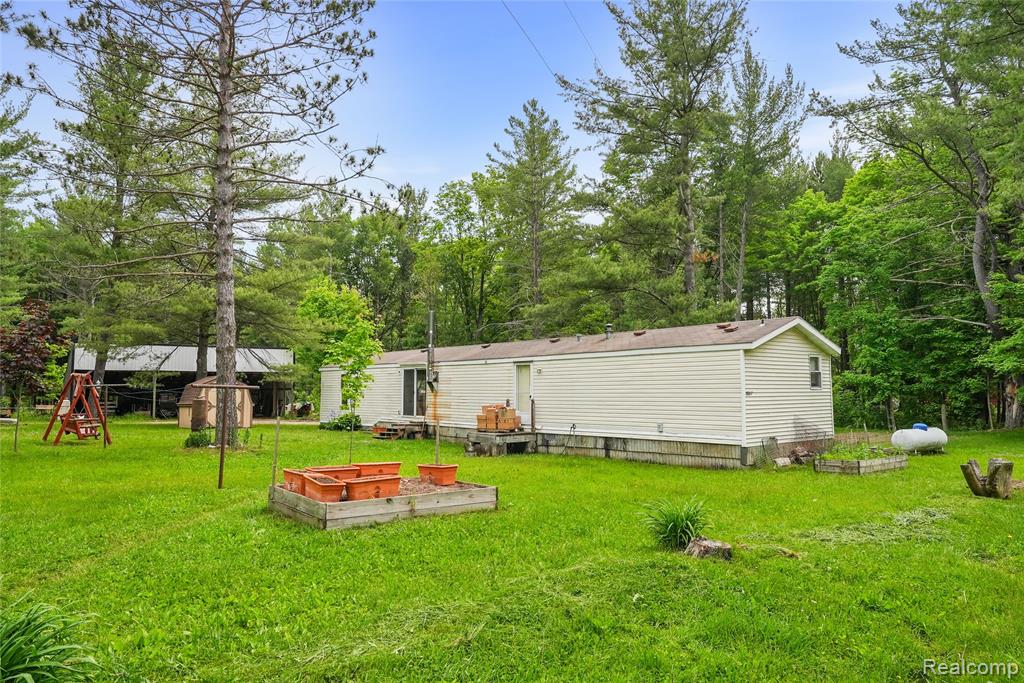 8875 N Lakola Road, Tustin, MI 49688 — Photo 70