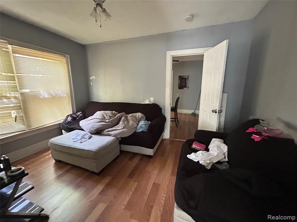 40 Dwight Avenue, Pontiac, MI 48341 — Photo 11