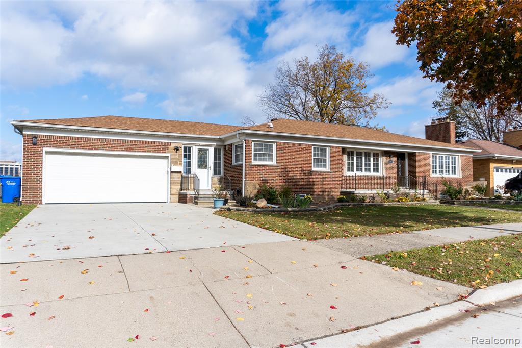 8153 Racine Road, Warren, MI 48093 — Photo 38