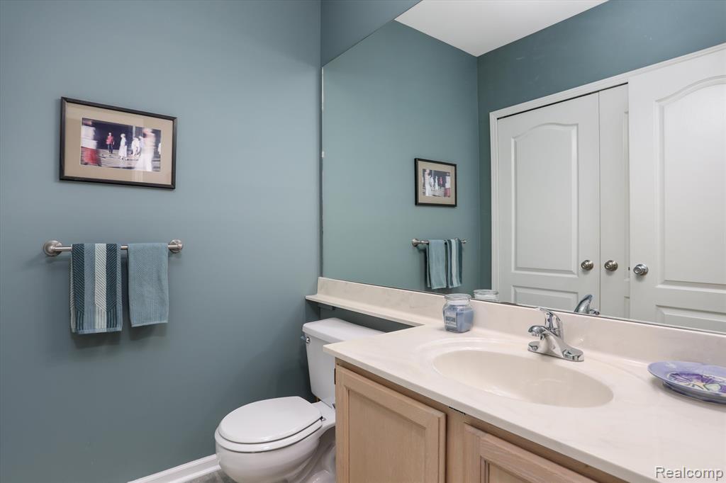 1111 Fairways Boulevard, Troy, MI 48085 — Photo 11