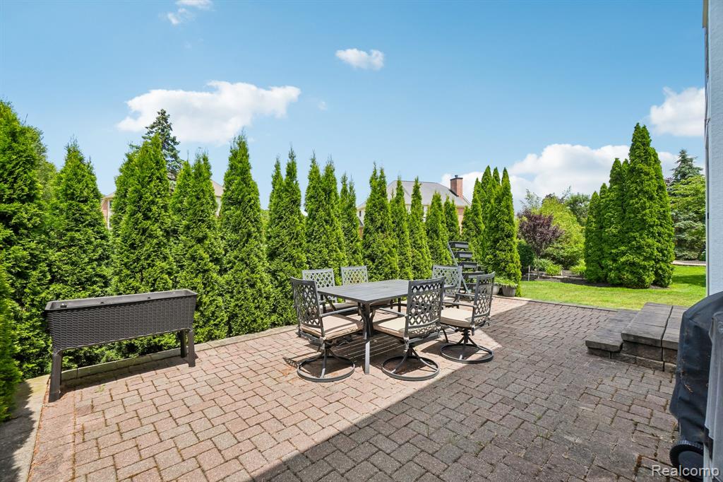 45896 Lathum Drive, Novi, MI — Photo 53