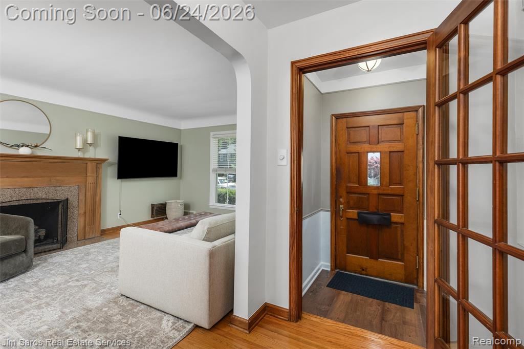 461 Allard Road, Grosse Pointe Farms, MI 48236 — Photo 3
