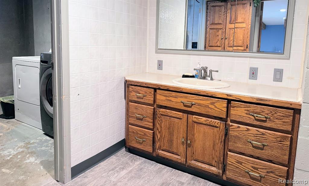 8494 Marsh Road, Plainwell, MI 49080 — Photo 13