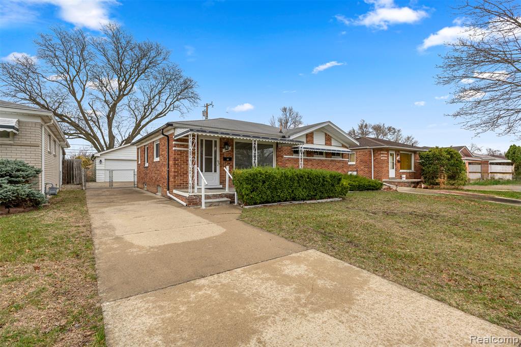 462 Clair Street, Garden City, MI — Photo 2