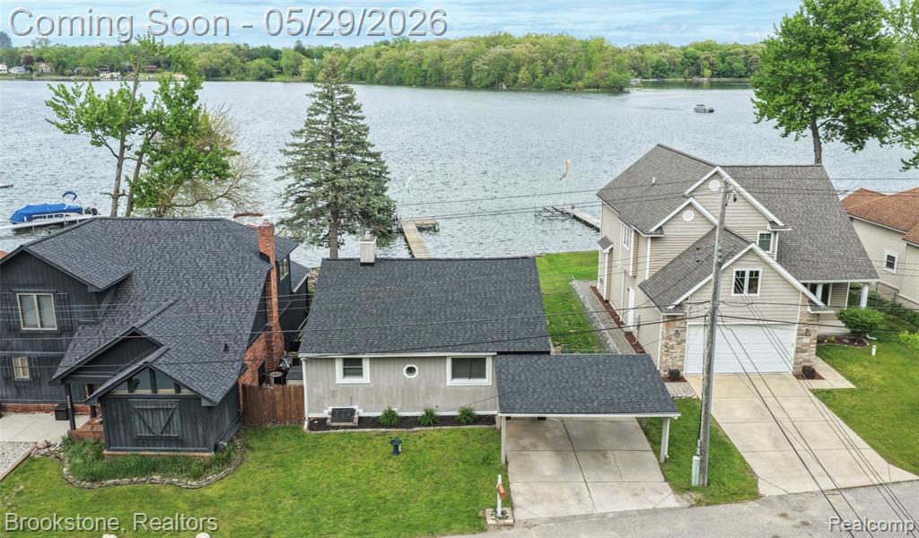 7900 DETROIT Boulevard, West Bloomfield, MI 48323 — Photo 11