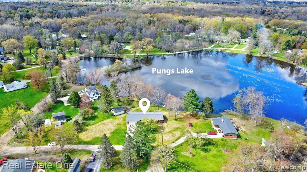 327 Coats Road, Lake Orion, MI 48362 — Photo 10