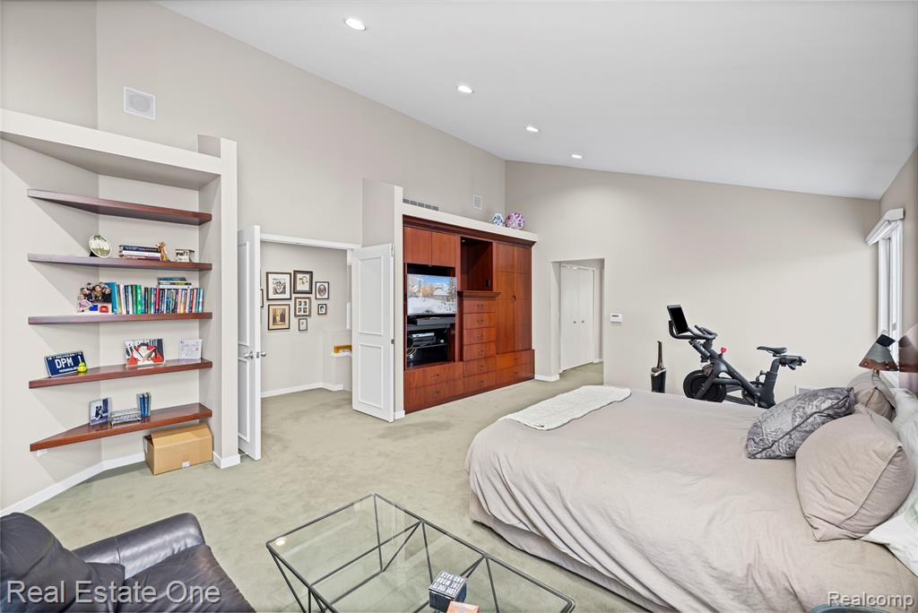 5087 Village Place Court, West Bloomfield, MI — Photo 26
