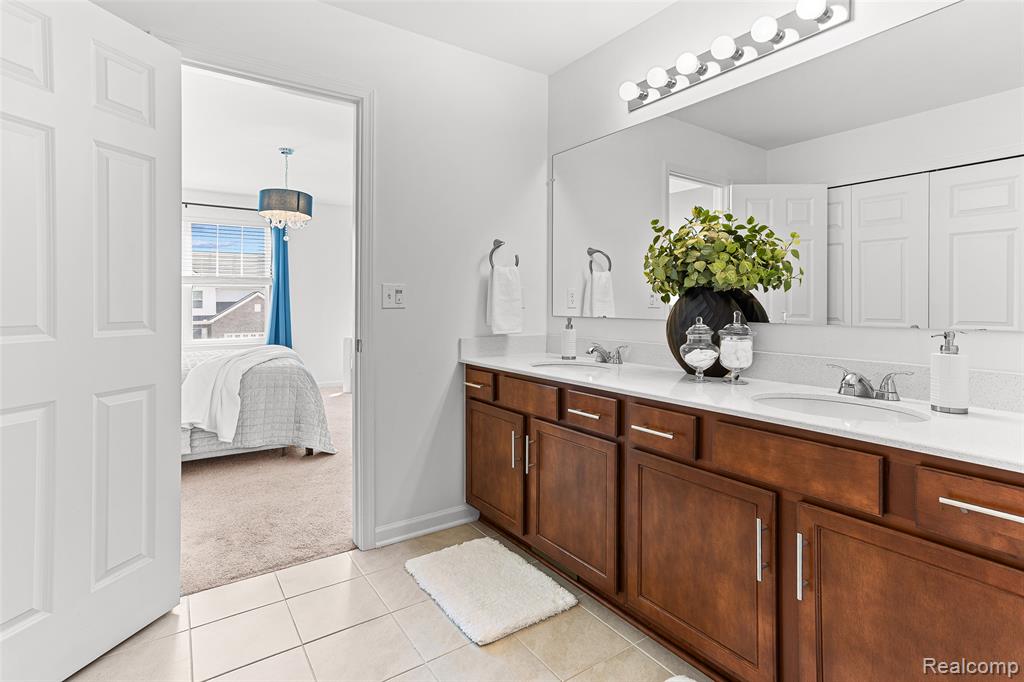 286 SPRINGVIEW Street, Ann Arbor, MI 48103 — Photo 32