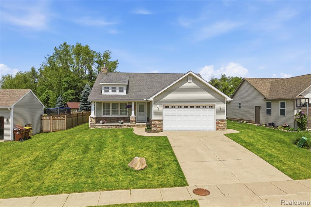 3477 Amber Oaks Drive, Howell, MI 48855 — Photo 35