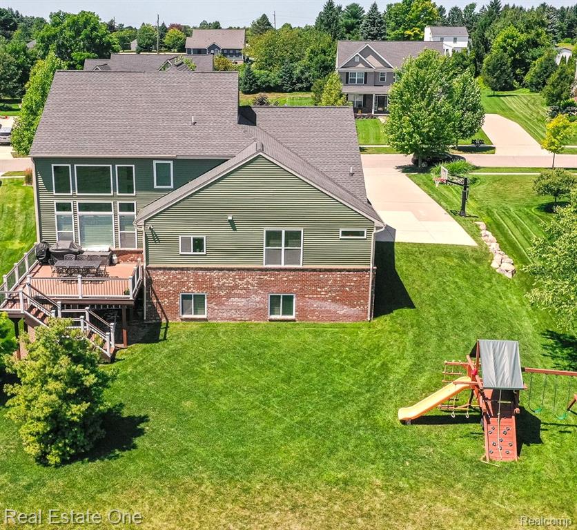 26164 International Drive Drive, South Lyon, MI 48178 — Photo 4