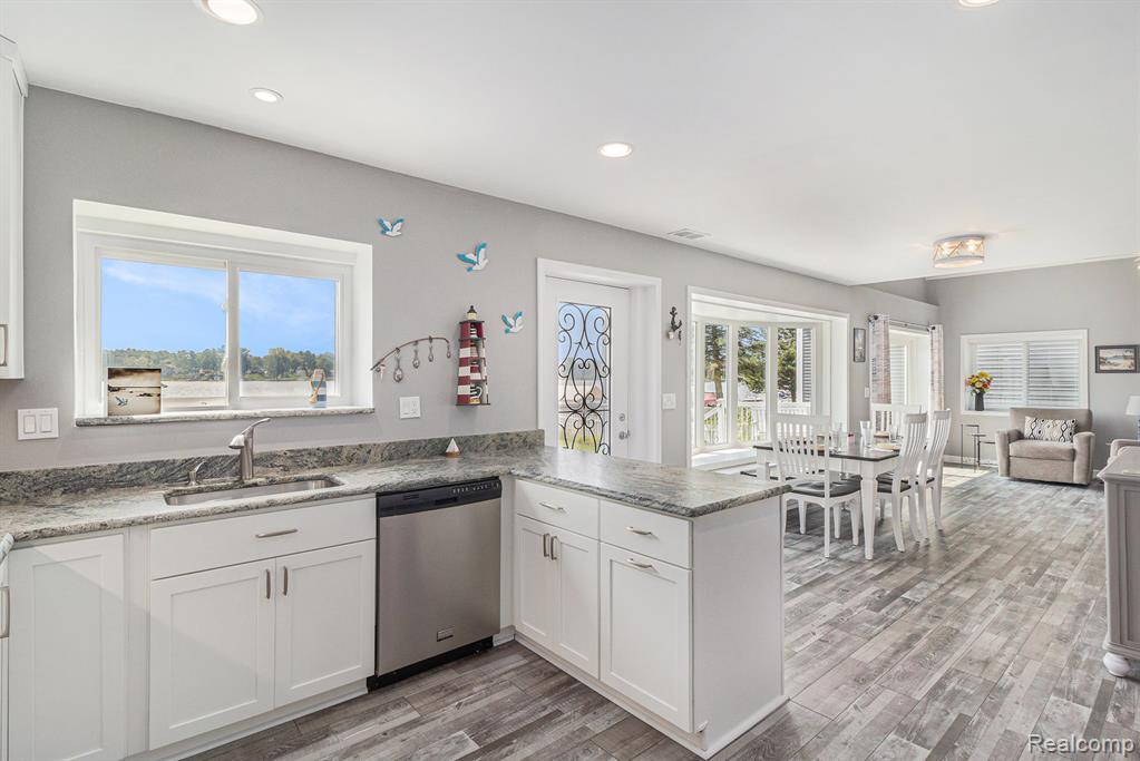 3174 Nisbet Road, Pinckney, MI 48169 — Photo 13