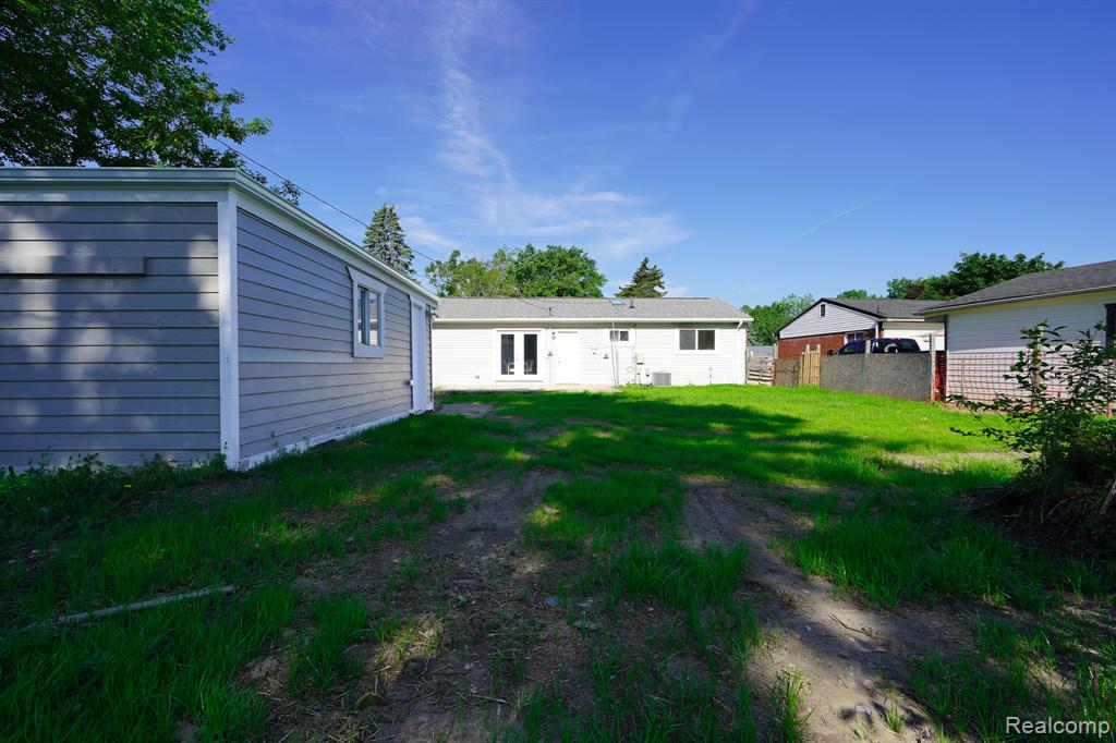 6641 Niagara Street, Romulus, MI 48174 — Photo 9