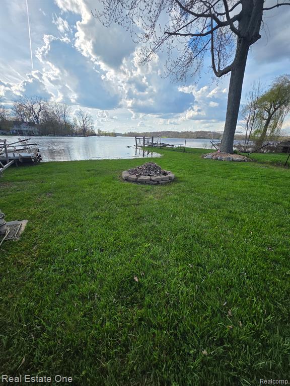 11476 Patterson Lake Drive, Pinckney, MI 48169 — Photo 3