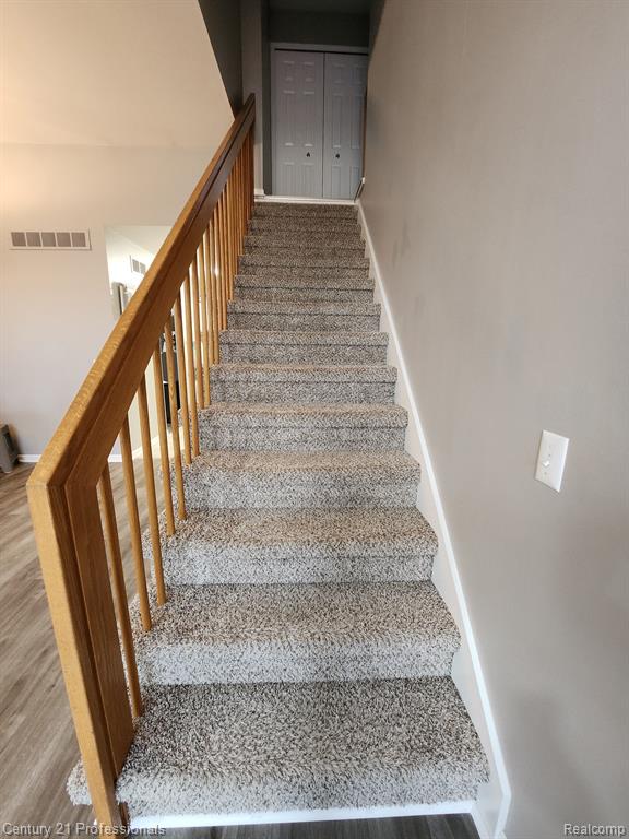 5826 DAWN RIDGE Drive, Troy, MI 48098 — Photo 11