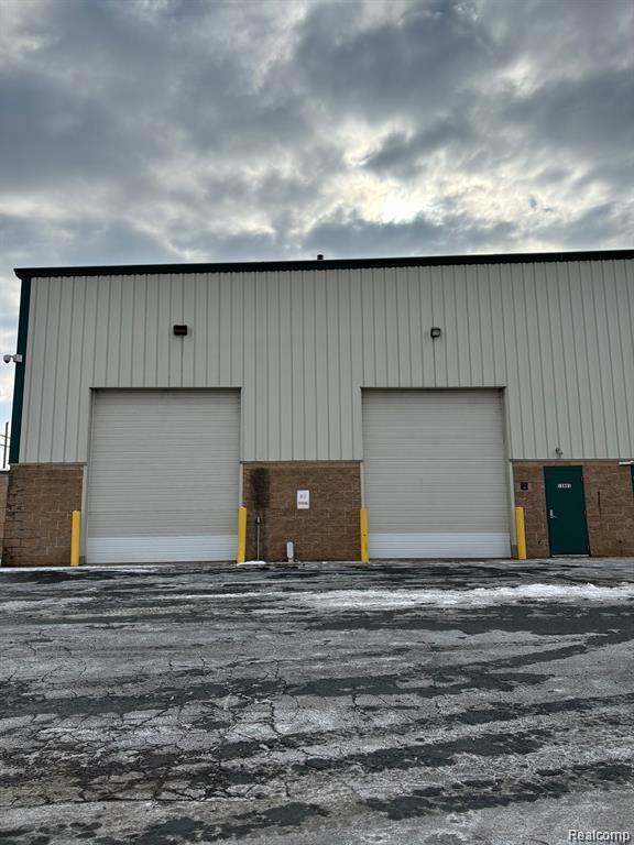 12805 Silver Lake Road, Brighton, MI, 48116