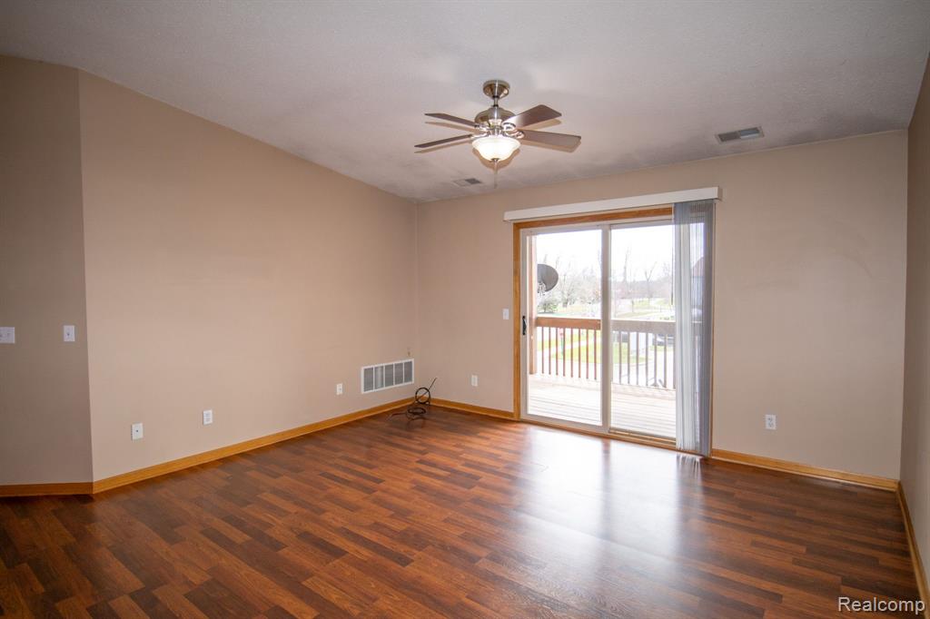 9602 Sawgrass Court, Unit #8, Belleville, MI 48111 — Photo 7
