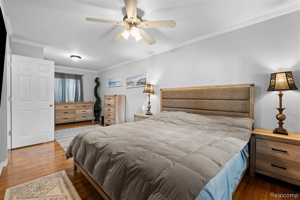 2235 Mentone Street, Wolverine Lake, MI 48390 — Photo 11