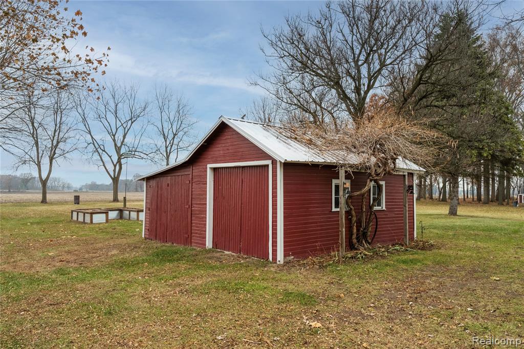 2428 Hubbard Road, Monroe, MI 48161 — Photo 56