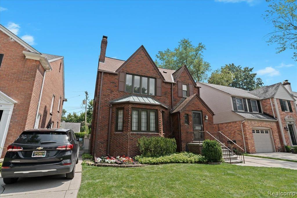312 MCKINLEY Avenue, Grosse Pointe Farms, MI 48236 — Photo 39