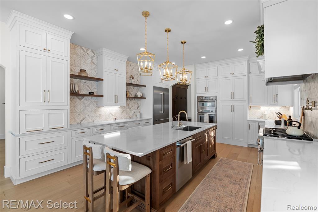 2208 Grove Park Road, Fenton, MI, 48430