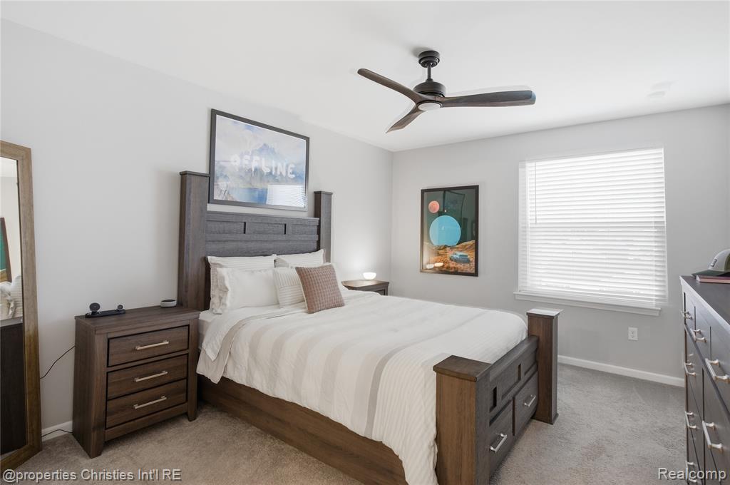 401 Jeff Keeton Drive, 40, Hazel Park, MI 48030 — Photo 15