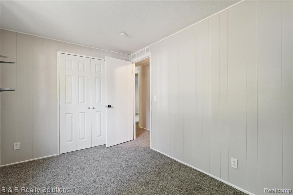 6685 BRUSH Street, North Branch, MI 48461 — Photo 22