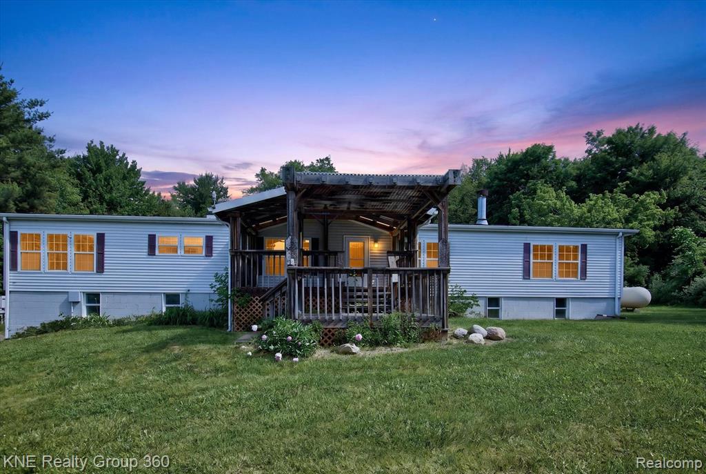 4884 Piersonville Road, Columbiaville, MI 48421