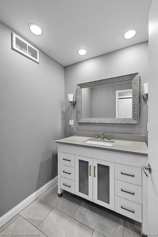 3540 Erie Drive, Orchard Lake Village, MI 48324 — Photo 28