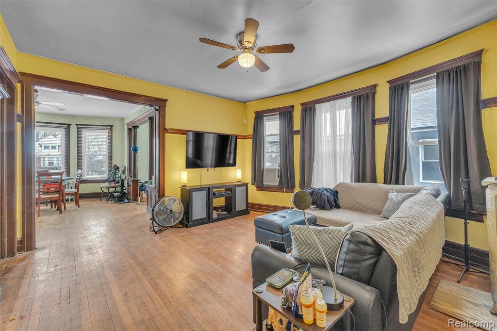 3521 Harding Street, Detroit, MI 48214 — Photo 11