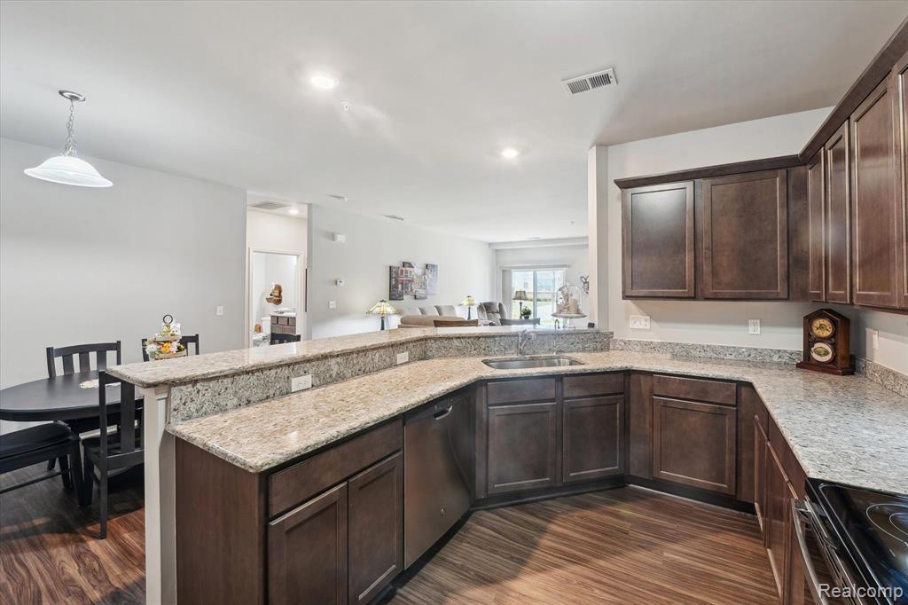 9948 Ridge Run, Howell, MI 48855 — Photo 11