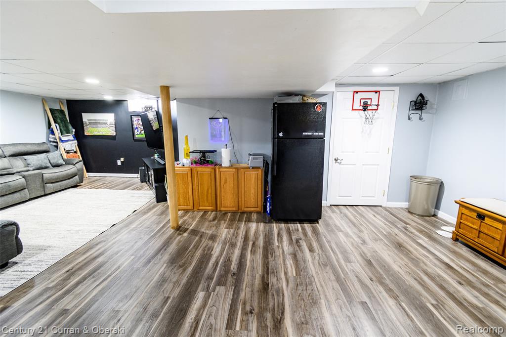 9390 Quandt Avenue, Allen Park, MI 48101 — Photo 36