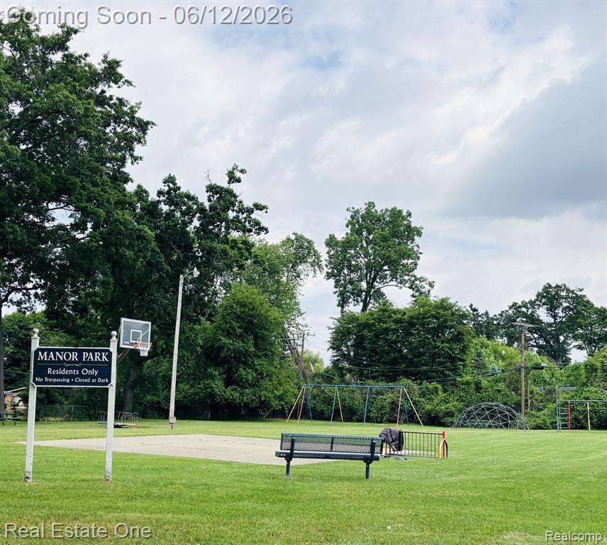 2523 Watonga Drive, Commerce Twp, MI 48382 — Photo 48