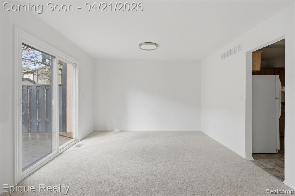 5205 Potomac Run N, West Bloomfield, MI — Photo 8