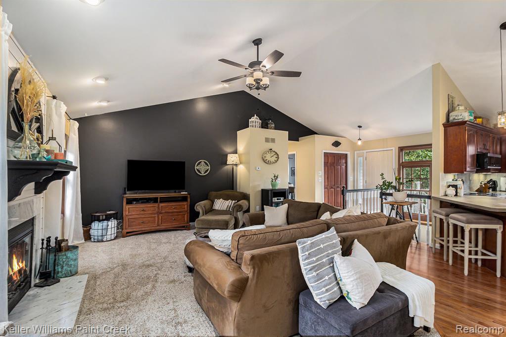 665 Rolling Acres Drive, Ortonville, MI 48462 — Photo 3