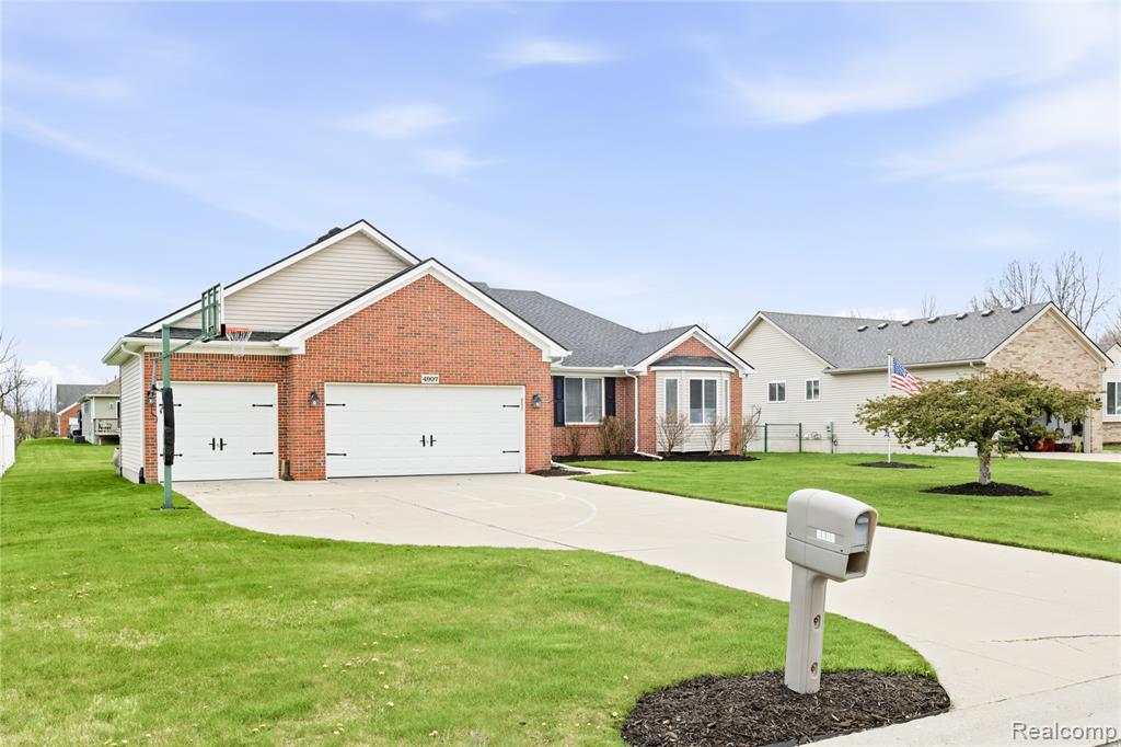 4907 Camelot Drive, Kimball, MI — Photo 37