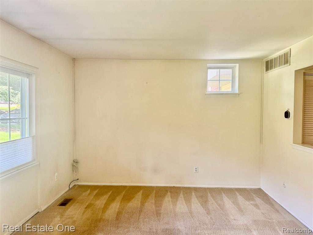 511 Longshore Drive, Ann Arbor, MI 48105 — Photo 7