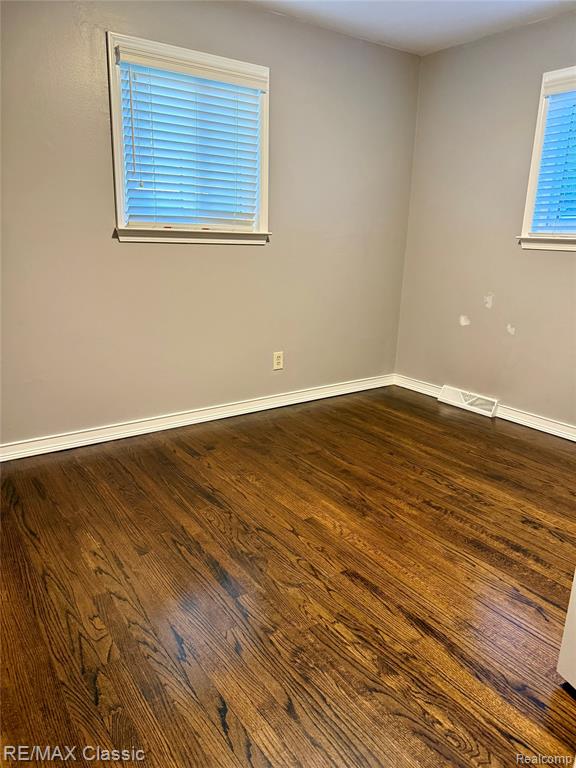 1842 Chaucer Avenue, Madison Heights, MI 48071 — Photo 6