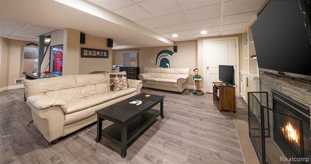 828 Westchester Road, Grosse Pointe Park, MI 48230 — Photo 44