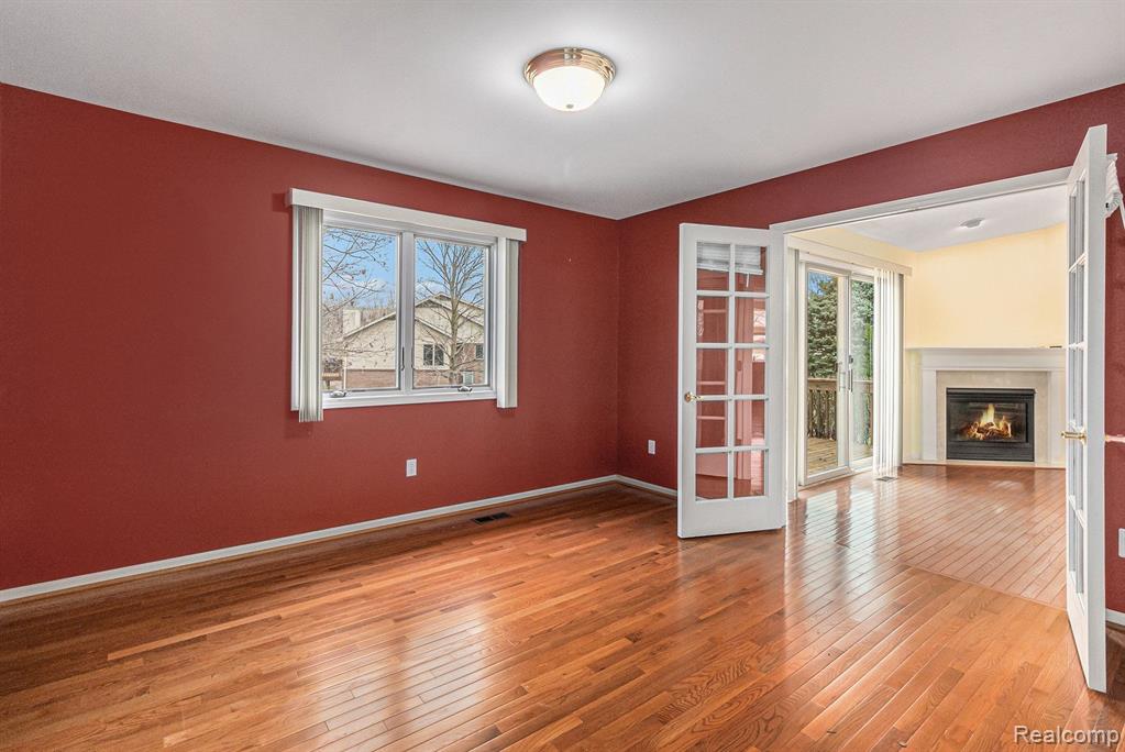 2250 WILLOW TREE Drive, Brighton, MI 48116 — Photo 7