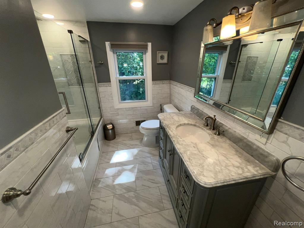 4387 PATRICK Road, West Bloomfield, MI — Photo 46