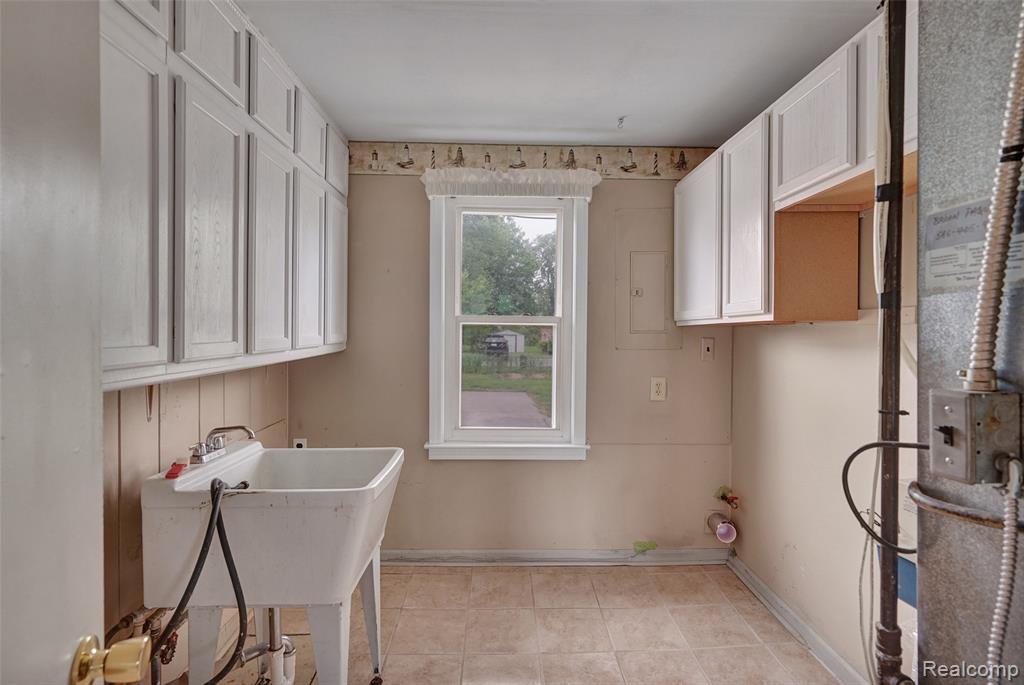 4901 Pointe Tremble Road, Algonac, MI 48001 — Photo 15